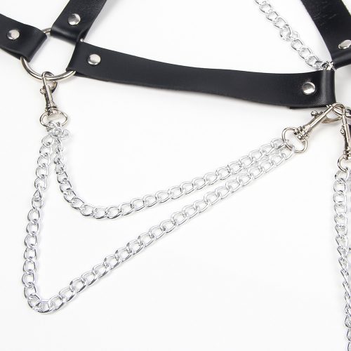 comeon_dear_harness_bra_chain_hanging-1